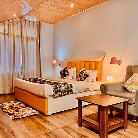 Hadimba Hill View By Hadimba Palace, Manali - Premium Room ! Family Hotel ! Parking ! Near Hadimba Temple Luaran gambar