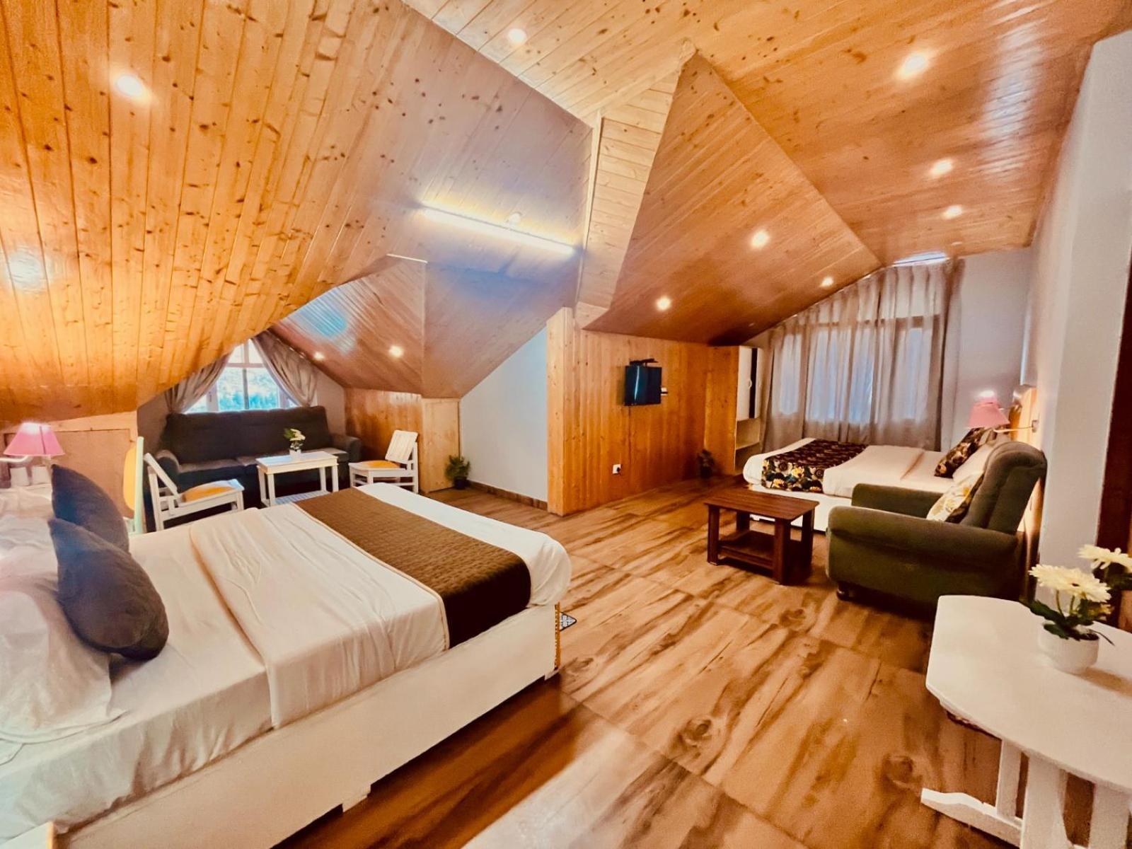 Hadimba Hill View By Hadimba Palace, Manali - Premium Room ! Family Hotel ! Parking ! Near Hadimba Temple Luaran gambar