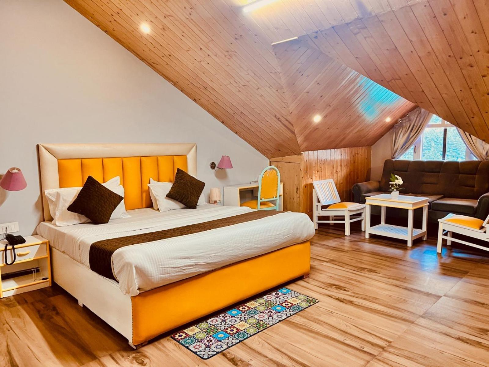 Hadimba Hill View By Hadimba Palace, Manali - Premium Room ! Family Hotel ! Parking ! Near Hadimba Temple Luaran gambar